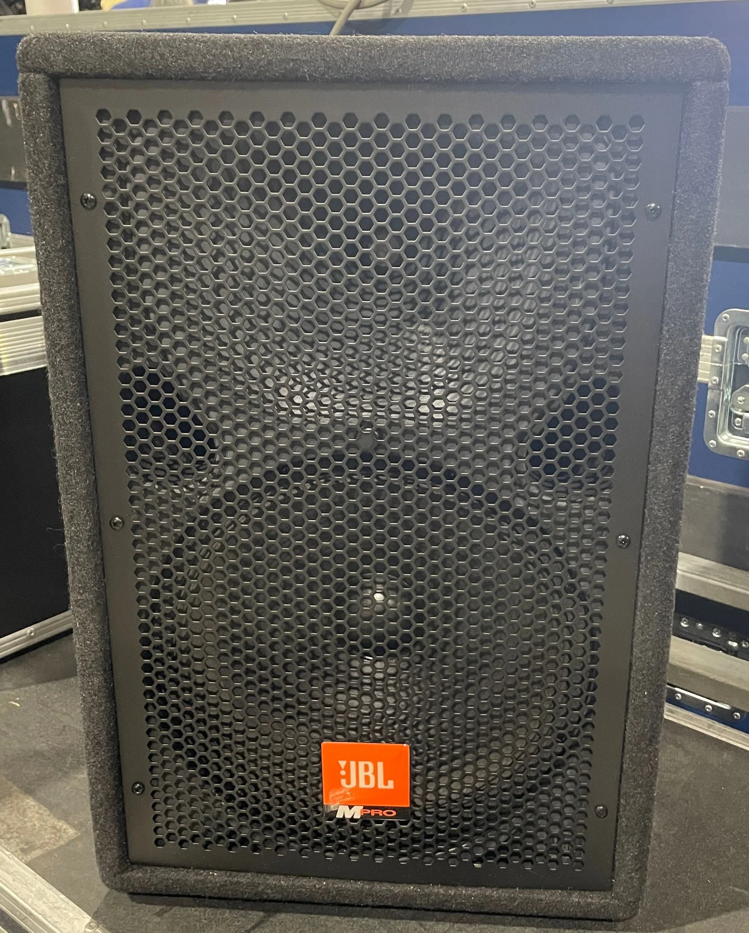 スピーカー・ウーファー JBL M PRO スピーカー・ウーファー JBL M PRO 再現性を追求したポータブル